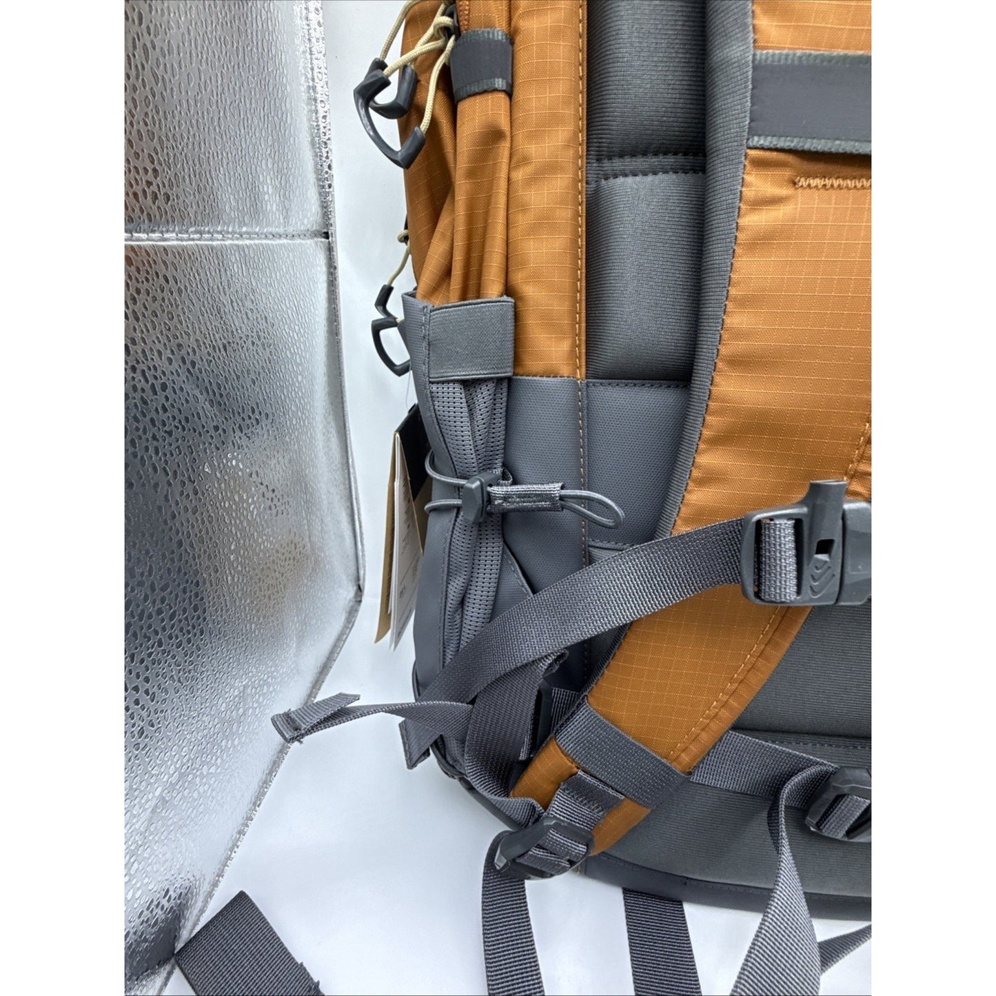 The North Face Women's Borealis Luxe Laptop Backpack Burnt Umber / Ant One Size