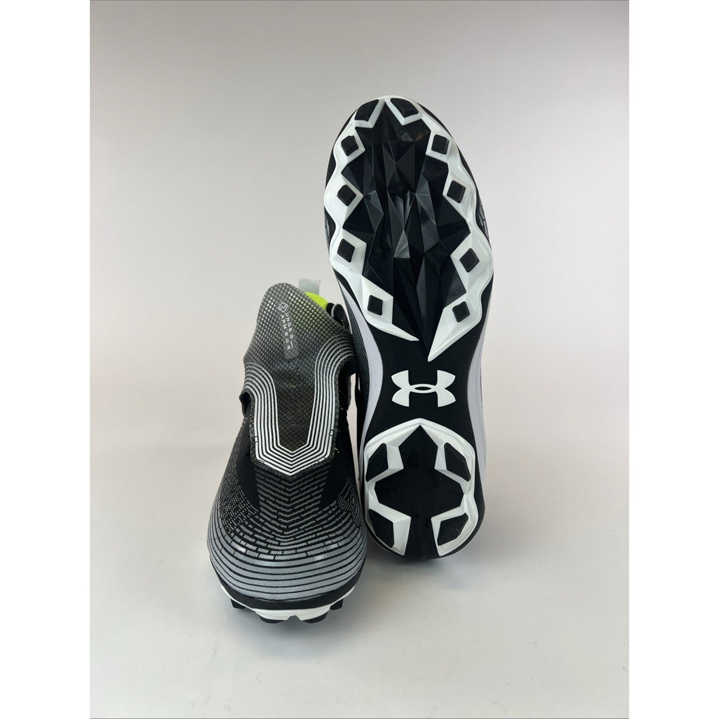 UNDER ARMOUR UA HIGHLIGHT HAMMER MC SIZE 12 3025085-001