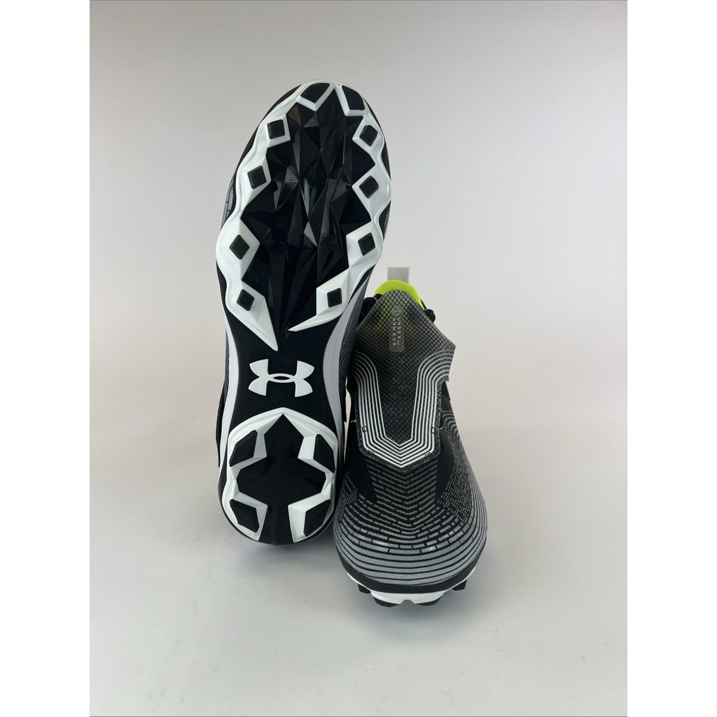 UNDER ARMOUR UA HIGHLIGHT HAMMER MC SIZE 12 3025085-001