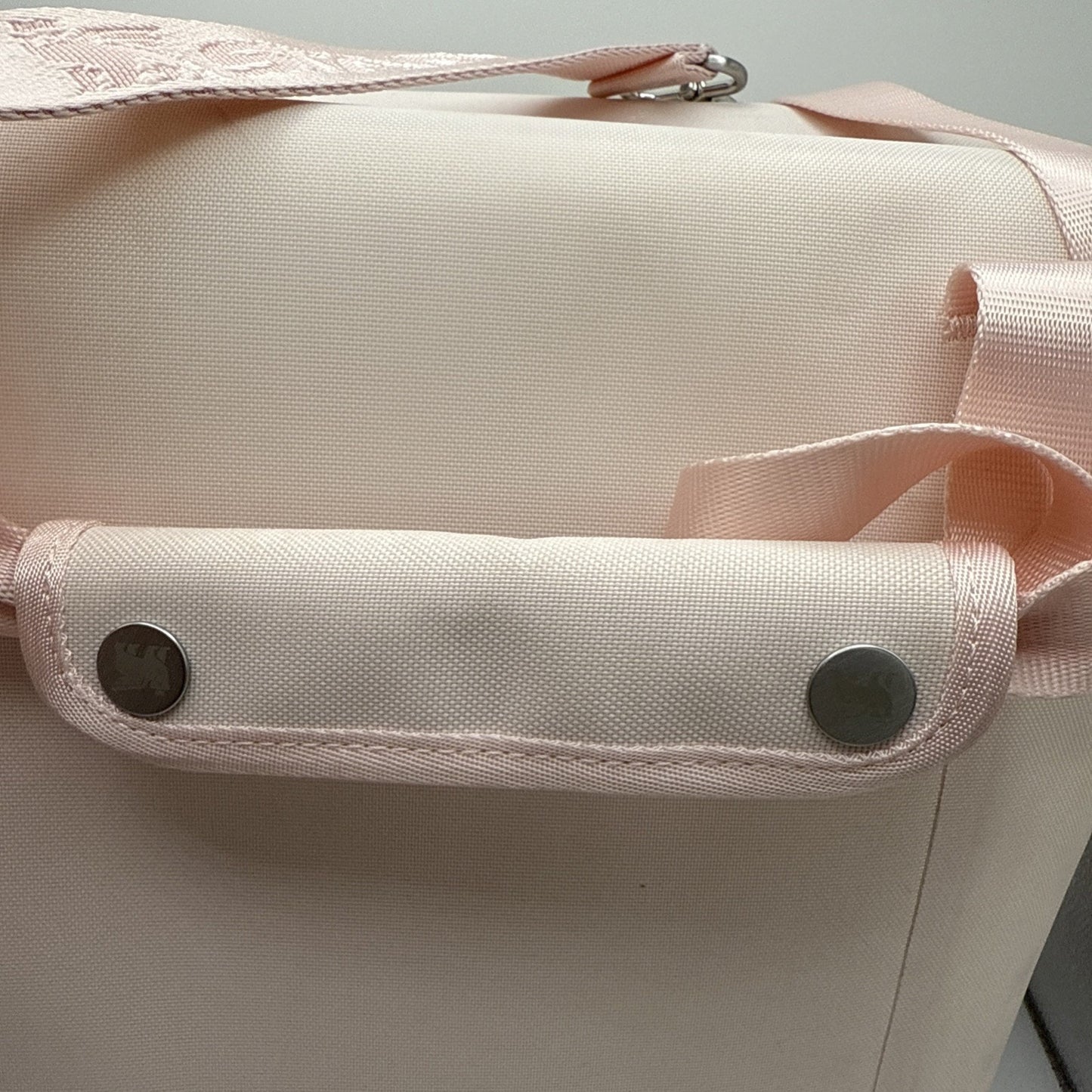 Stanley The All Day Julienne Max Cooler / 20 QT / 18.9 L / Rose Quartz Has Stain