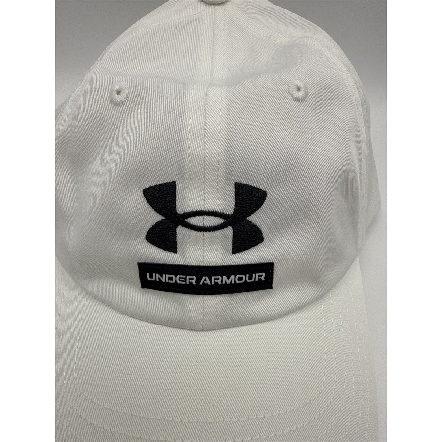 NWT Men Under Armour White Adjustable Cap One Size Fits Most