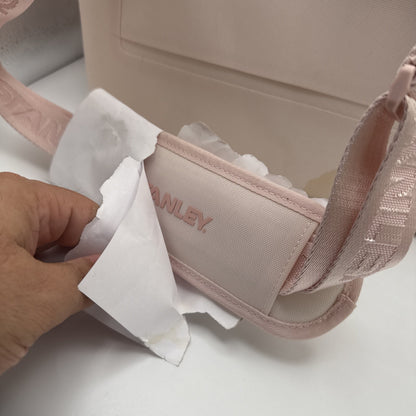 Stanley The All Day Julienne Max Cooler / 20 QT / 18.9 L / Rose Quartz Has Stain