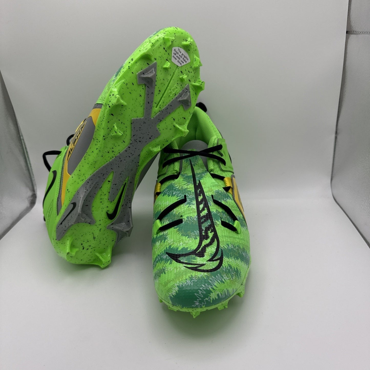 Mens Size 11.5 Nike Alpha Menace Pro 3 Football Cleats FB8442-303 Yellow Green