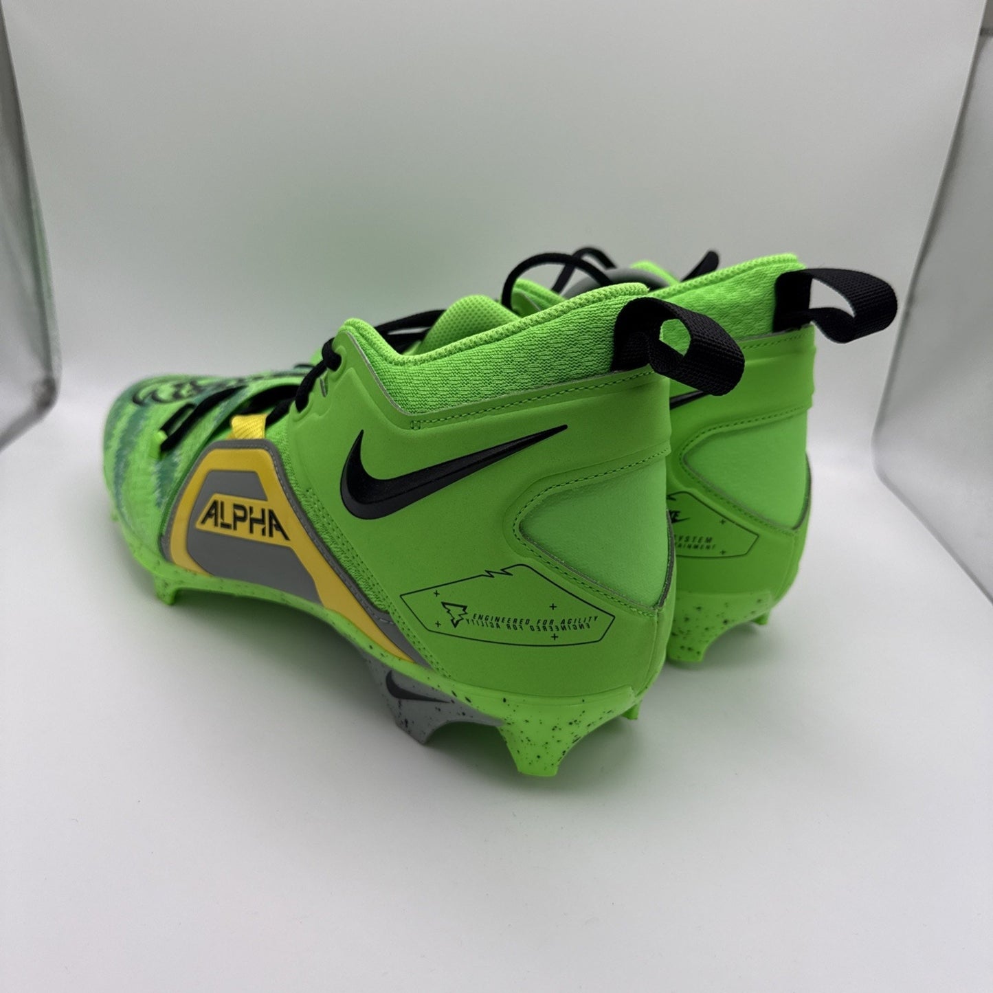 Mens Size 11.5 Nike Alpha Menace Pro 3 Football Cleats FB8442-303 Yellow Green