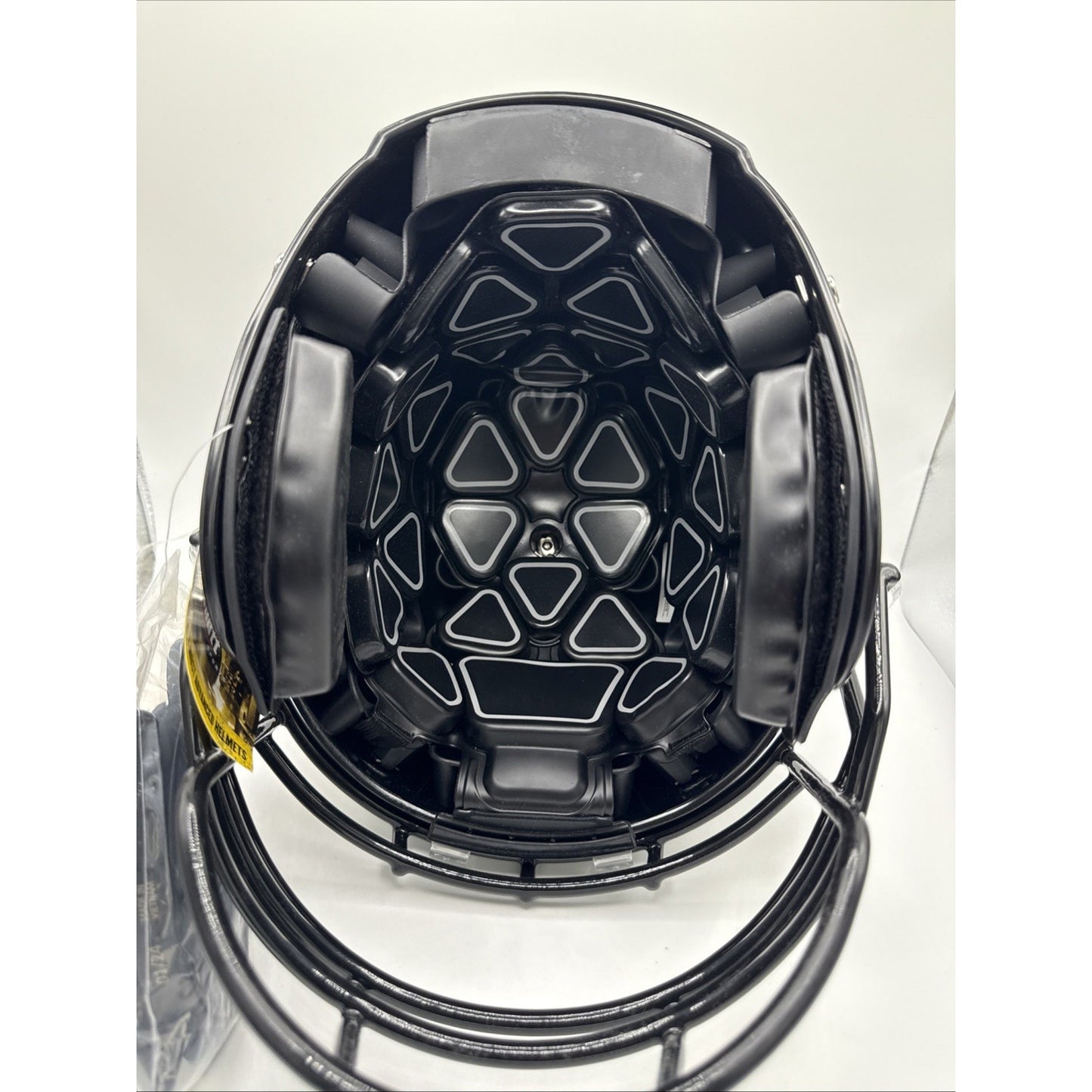 Schutt A11 Football Helmet Medium Black FB 205800 Youth Vengeance 2024